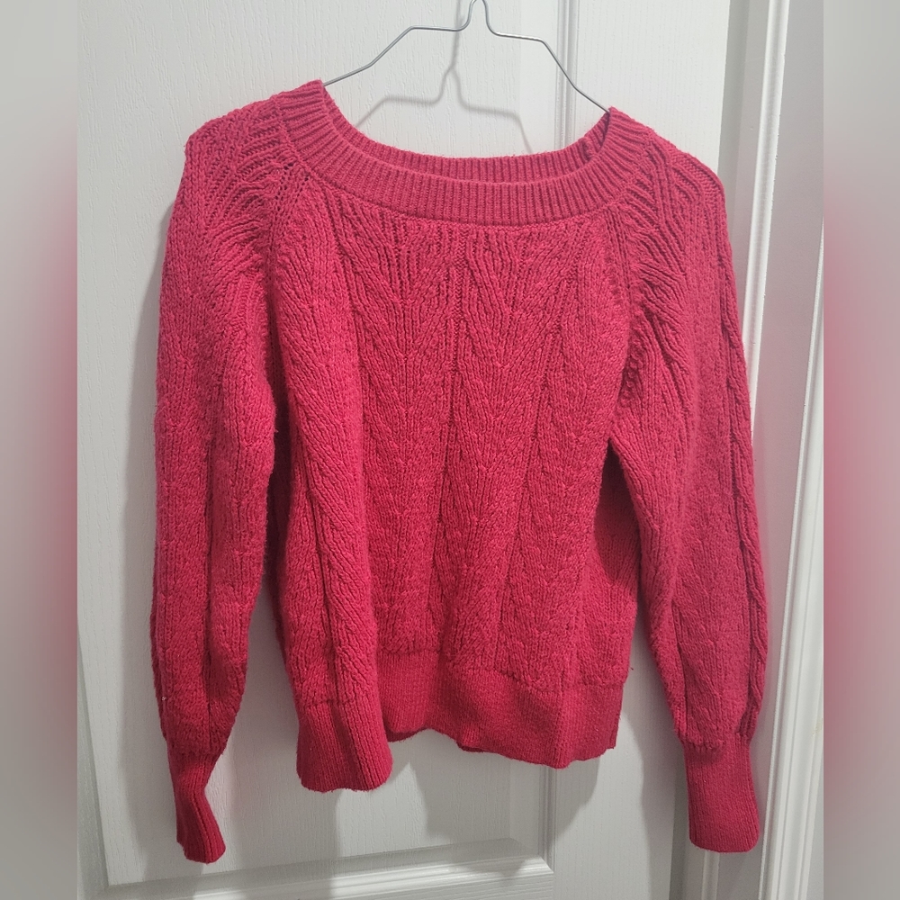 Old navy sweater